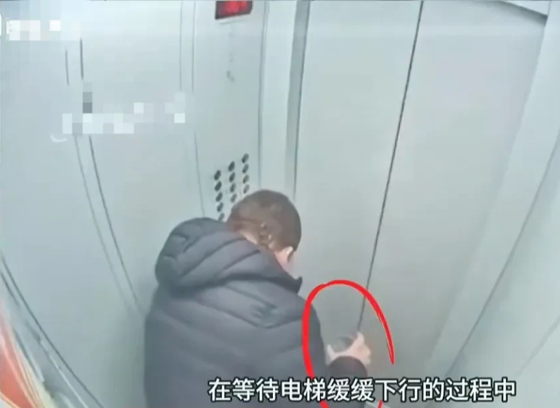 真的是不作死就不会死！这个男人真正做到了什么叫做玩火自焚！[抠鼻][抠鼻][抠