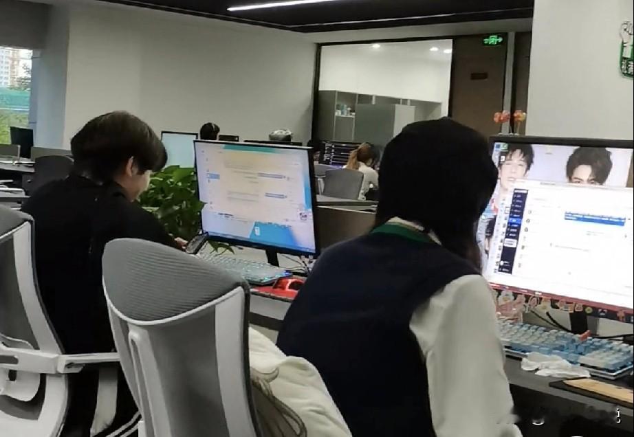 这年月，真是什么钱都敢挣[捂脸哭]今天接到一个人力资源服务公司的电话，说他们可以通