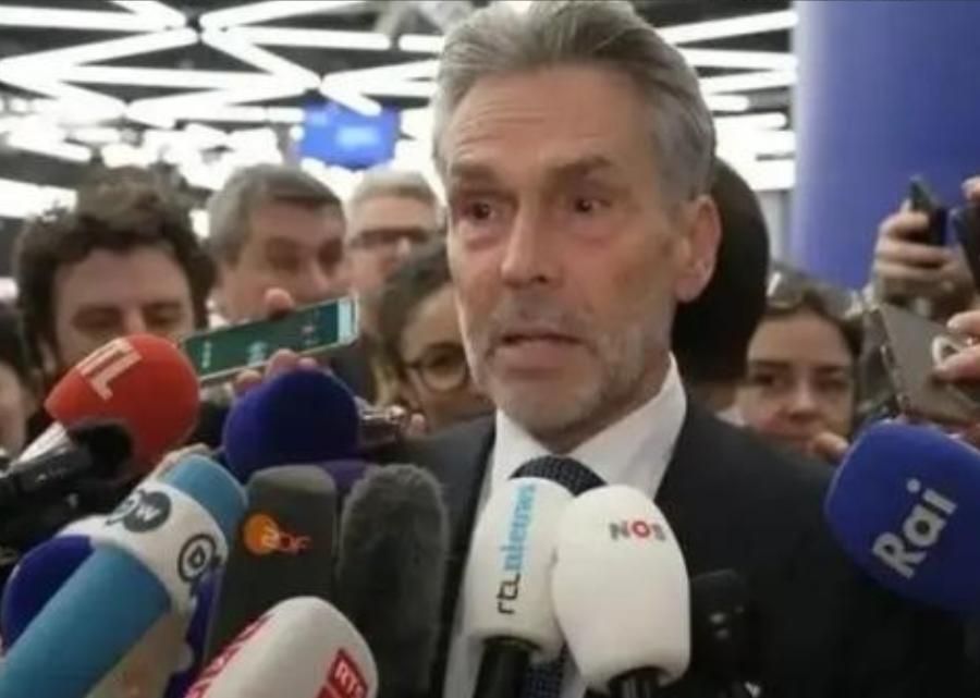 这一回中国可真要杀鸡给猴看了。中国这次可能真要动手了，对象是荷兰。为啥是它？因