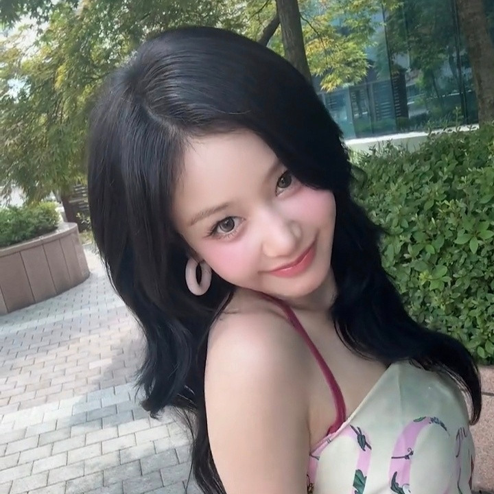 PHARITA🦌pharita🦌pharita怪颜一一只小猫咪🐈