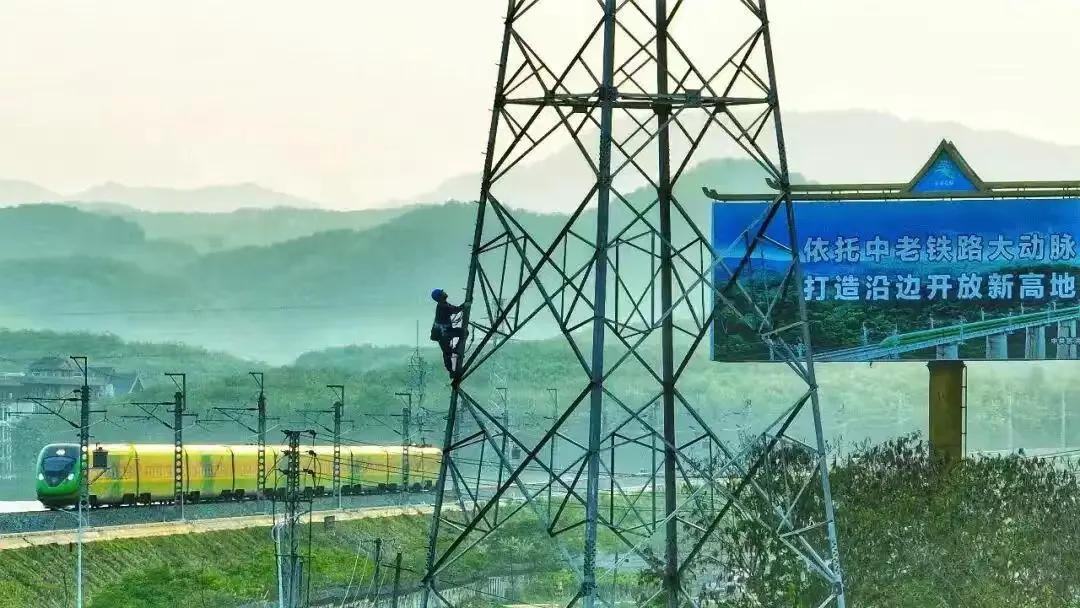 中国为什么愿意长期和老挝合作？我觉得很多人一开始就把这个问题想偏了。老挝并