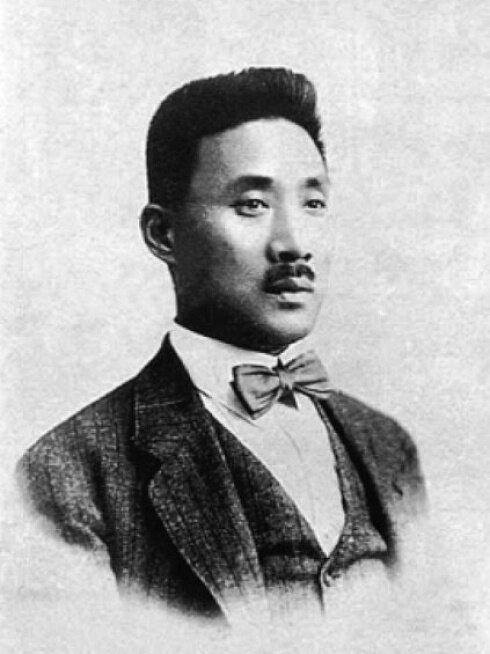 蒋廷黻回忆南开大学校长张伯苓留不住人才上张伯苓（1876～195