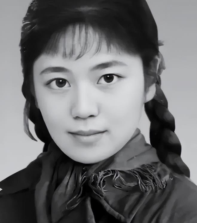1977年，安徽女知青<em>于文娟</em>，返城前夜把自己给了农村小伙：“你对我的好，我无以为