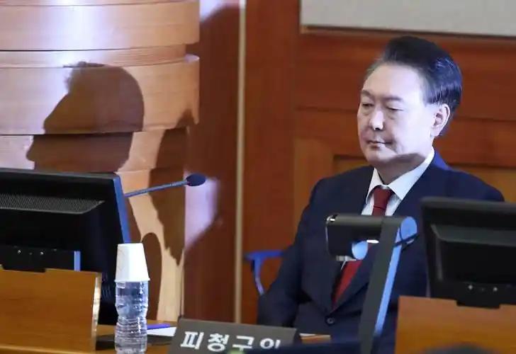 韩国前总统尹锡悦二审被判7年，他还有翻盘的机会吗？基本没戏了，韩国总统的”青瓦台