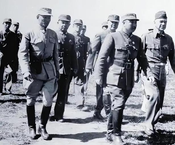 1948年11月，辽沈战役结束，从沈阳逃出来的卫立煌，经由葫芦岛转机至北平。在北
