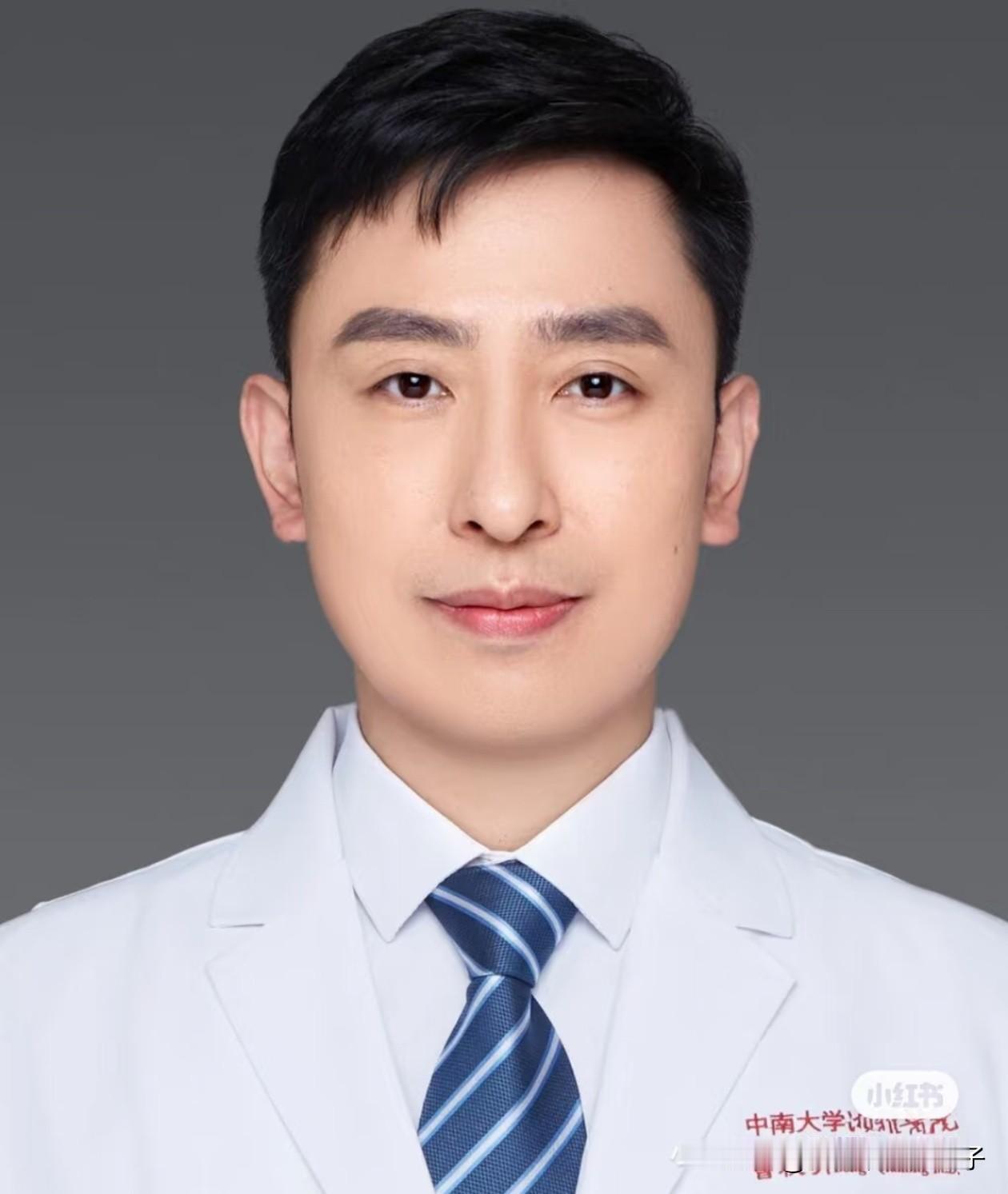 孙同学的带教老师曾秋明，湘雅神经内科主治医师，曾获得过湖南科学技术奖励二等奖，这