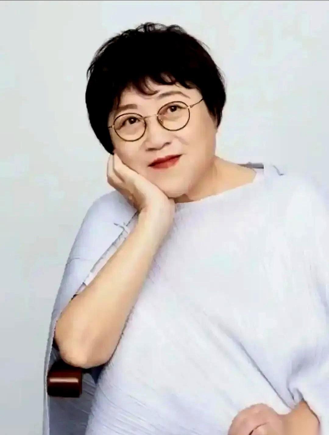 说句扎心的大实话。你觉得自己挺牛的，改变了世界，或者至少改变了点什么。其实，