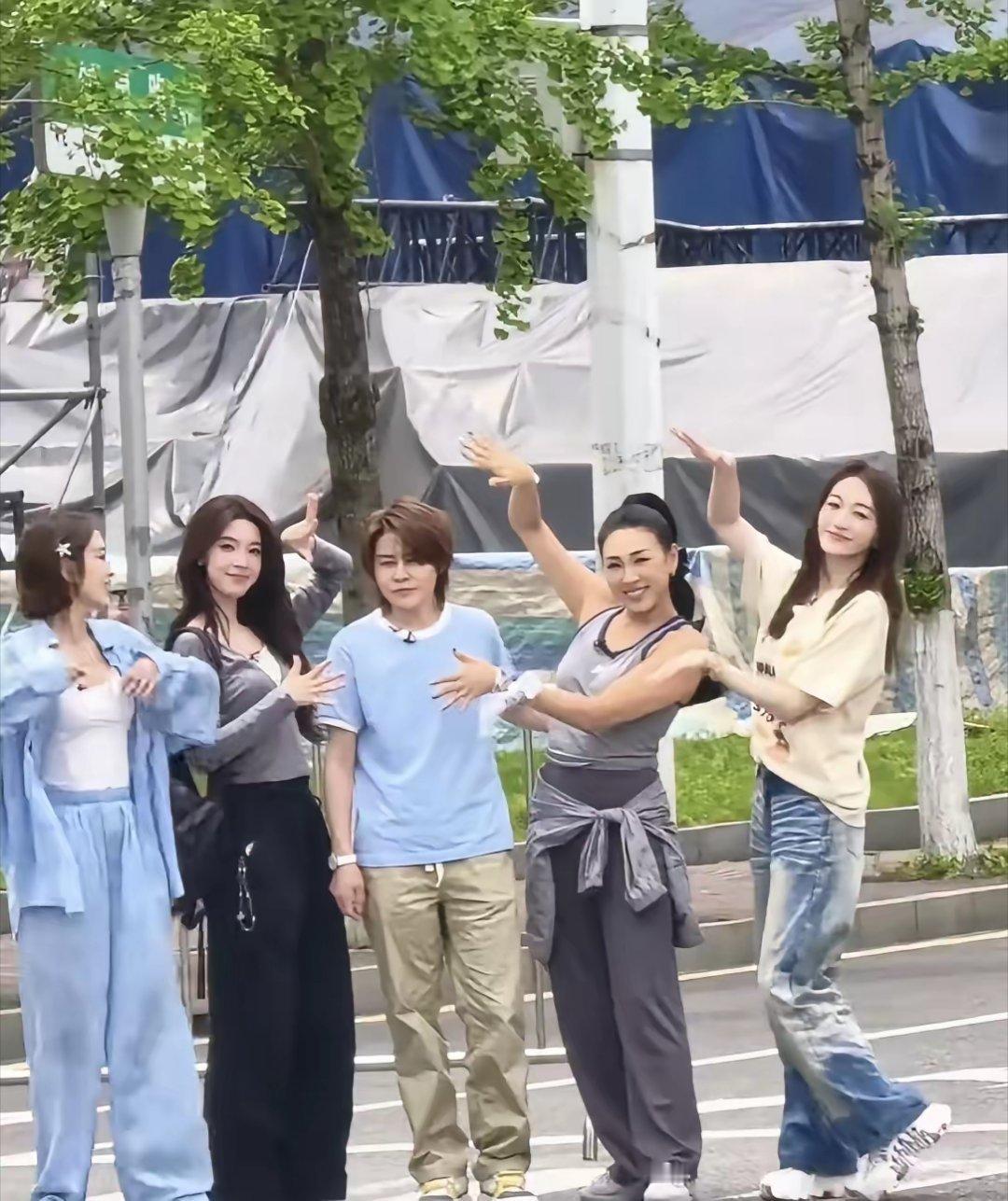 乘风2026，王濛团上班了！全员大美女，唐艺昕太活泼可爱了，陈瑶清纯唯美，淡淡飒