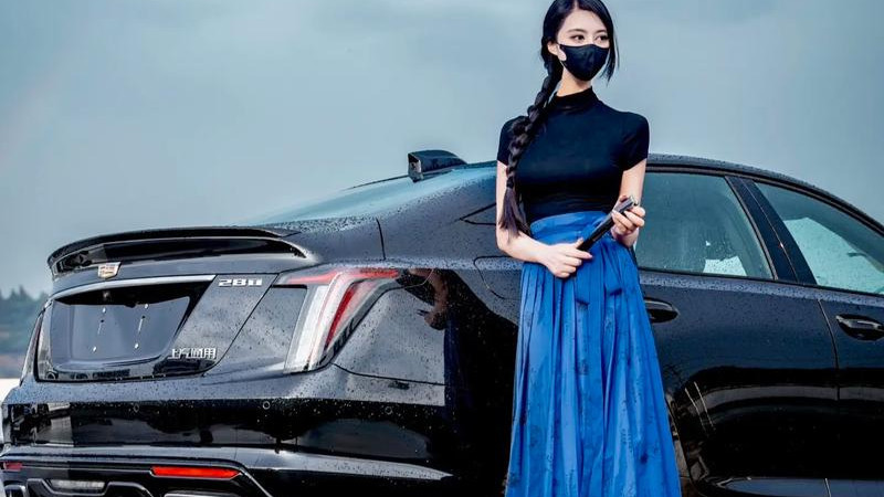 优惠后仅21.59万,搭载2.0T引擎,2025款凯迪拉克CT5是否值得选?