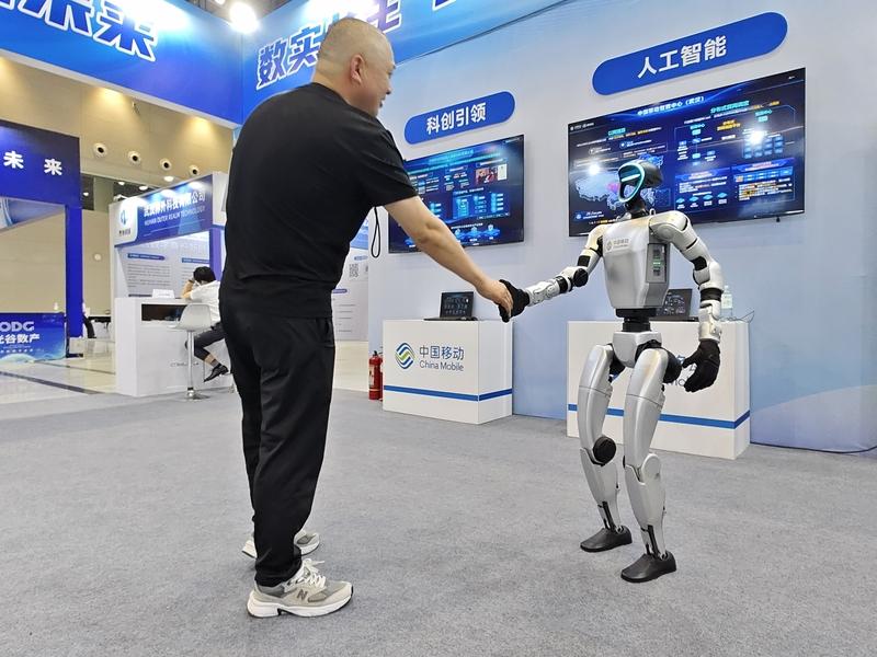 宇树机器人智力接近10岁孩子？若果真如此，这机器人就相当于小学三年级学生的水平