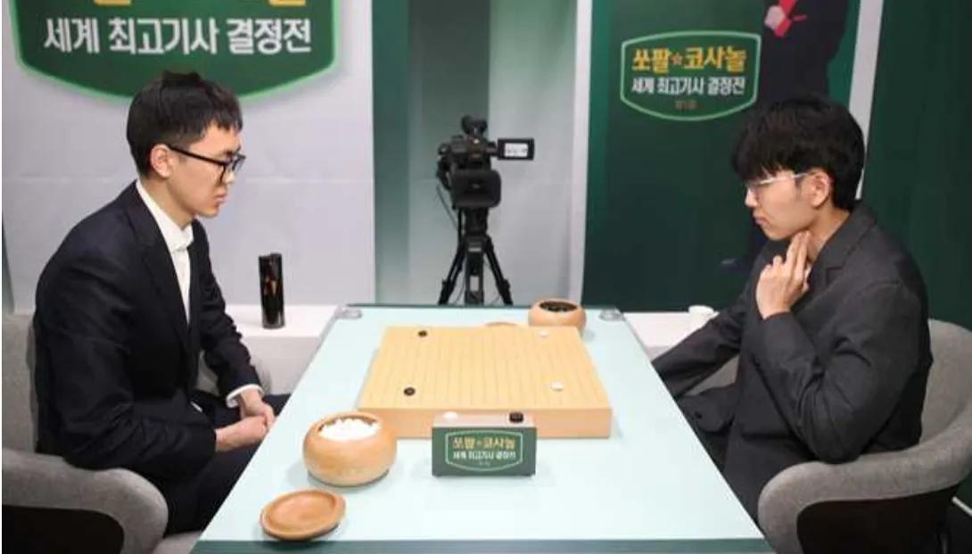 许嘉阳力克申真谞再立功最高棋士战出线局面混乱首届世界最高棋士战第八轮的4