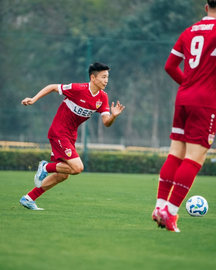 斯图加特U19小将谢初筠: 希望能拿到职业合同 入选国青只是个开始