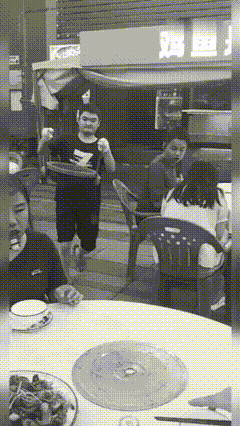 我敢打包票，要是这鱼能熟，我毫不犹豫地把这锅鱼吃个精光，绝不食言！