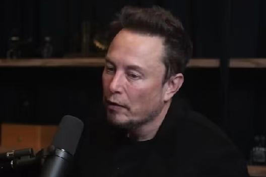 英媒:英国对马斯克X出手，“令人作呕且非法”！1月12日，路透社报道:“英国