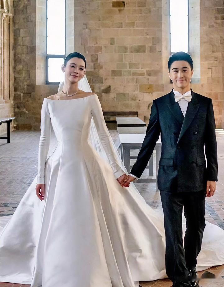 奚梦瑶终于活成了豪门儿媳的天花板但你不知道的是她婚后7年赚了1.2亿