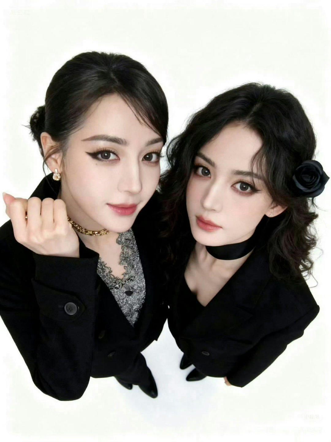一张封神之娜扎＆热巴先给谁好呢🤔​