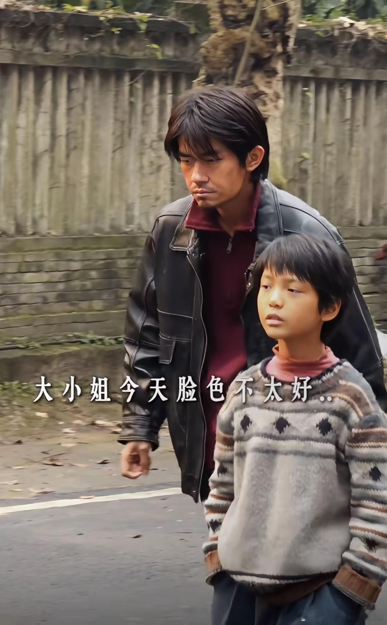 事实证明，男人不打扮，长得再帅也没用不管怎么看都像个“邋遢”的油腻大叔看看易烊千