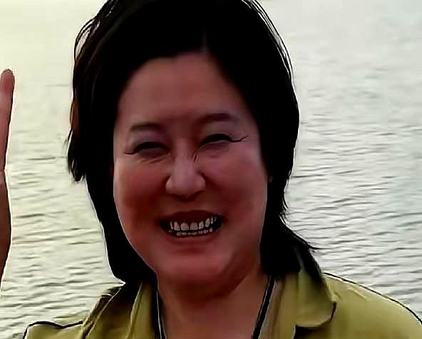 你能想象当年那个108斤、清冷到骨子里的九头身超模于娜，现在体重直逼200斤吗？