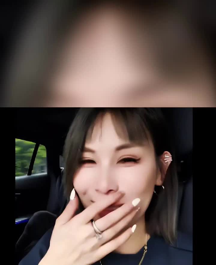 槿汐亲生父母家境殷实。近日有网友爆料称槿汐找到亲生父母后生活发生了翻天覆地的