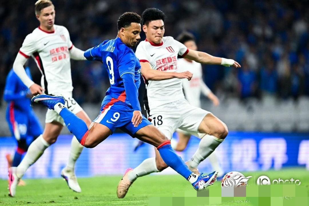 申花主场2:3被成都蓉城咸鱼翻身，等于是做了三道测试题。两队相互测试了一下