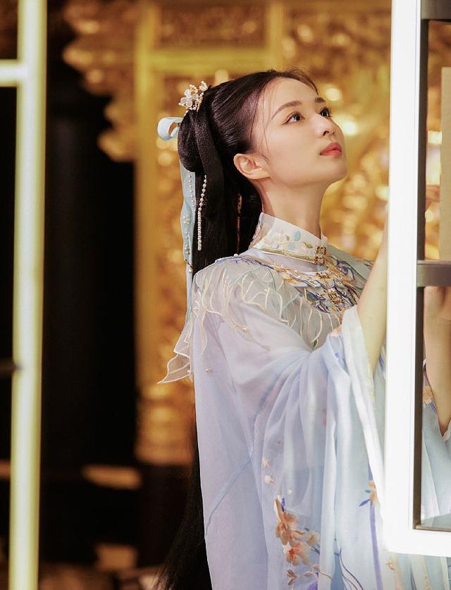 敖瑞鹏王楚然首次合作古装剧《七星彩》即将官宣，这阵容如何？