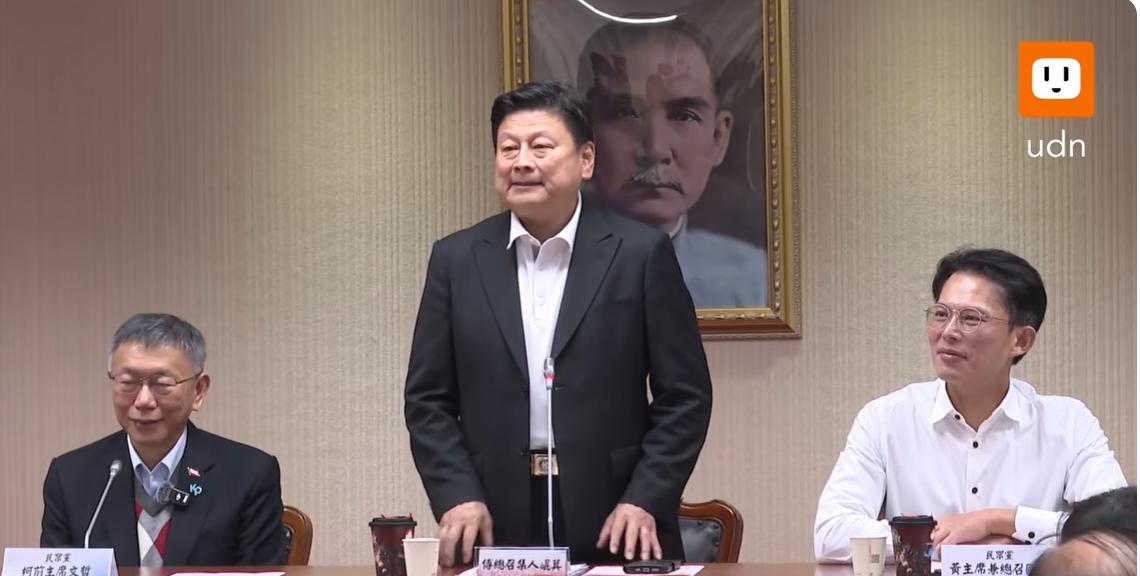 柯文哲率民众党恭贺国民党团新会期三长民众党前主席柯文哲、民众党主席黄国昌今天