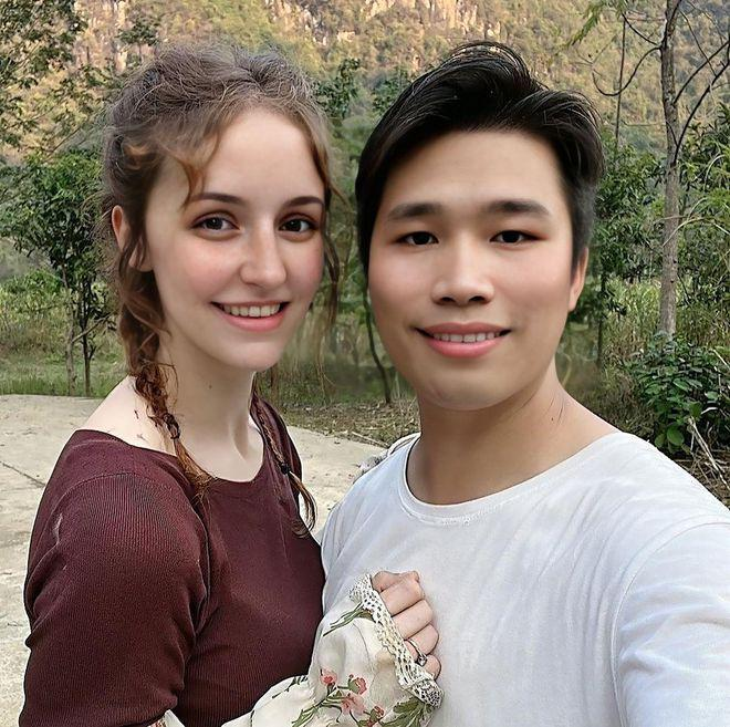 2018年，21岁的意大利美女嫁给了27岁的广西农村小伙，并且生了孩子，让人惊讶