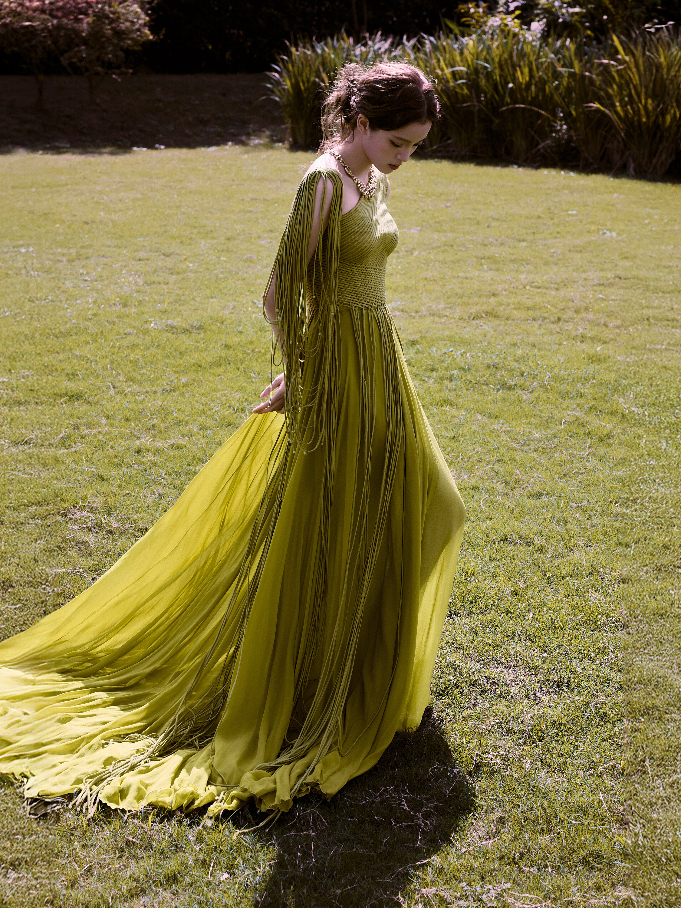 欧阳娜娜｜VOGUE时尚之力盛会这一套也美哦！娜比的又一组造型图集发布，选