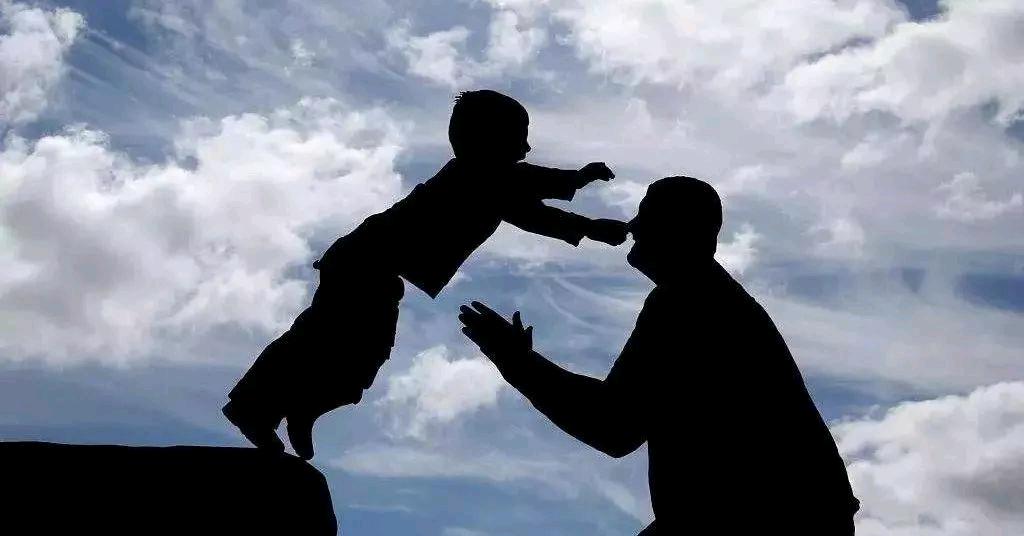 同事家儿子18岁，跟我家老大一样大，前两天因为得了甲流没及时治疗，小病拖成了大病