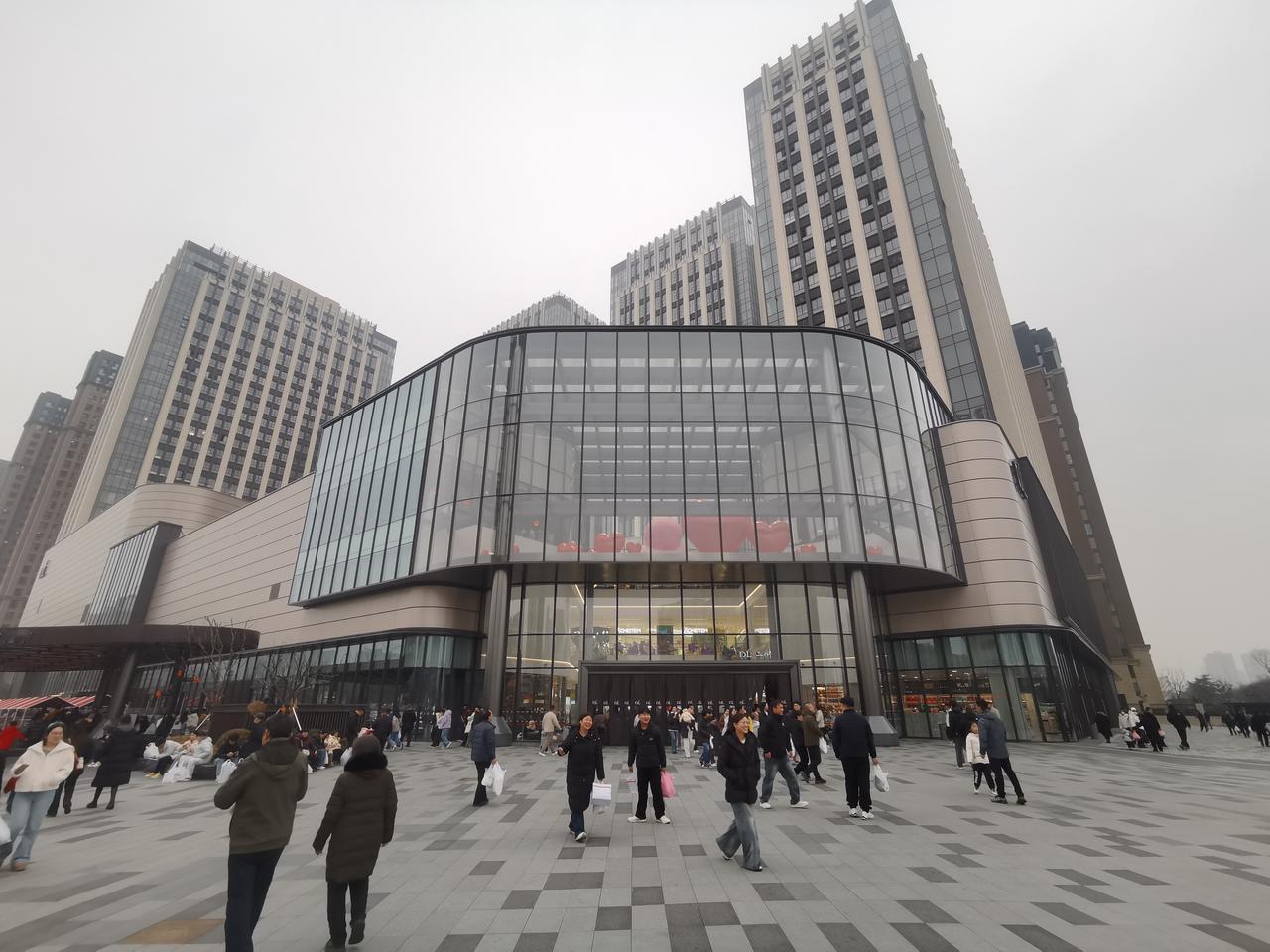 为什么胖东来那么多的客人？也许，答案就在你亲身感受一番后。我觉得，有这三点。