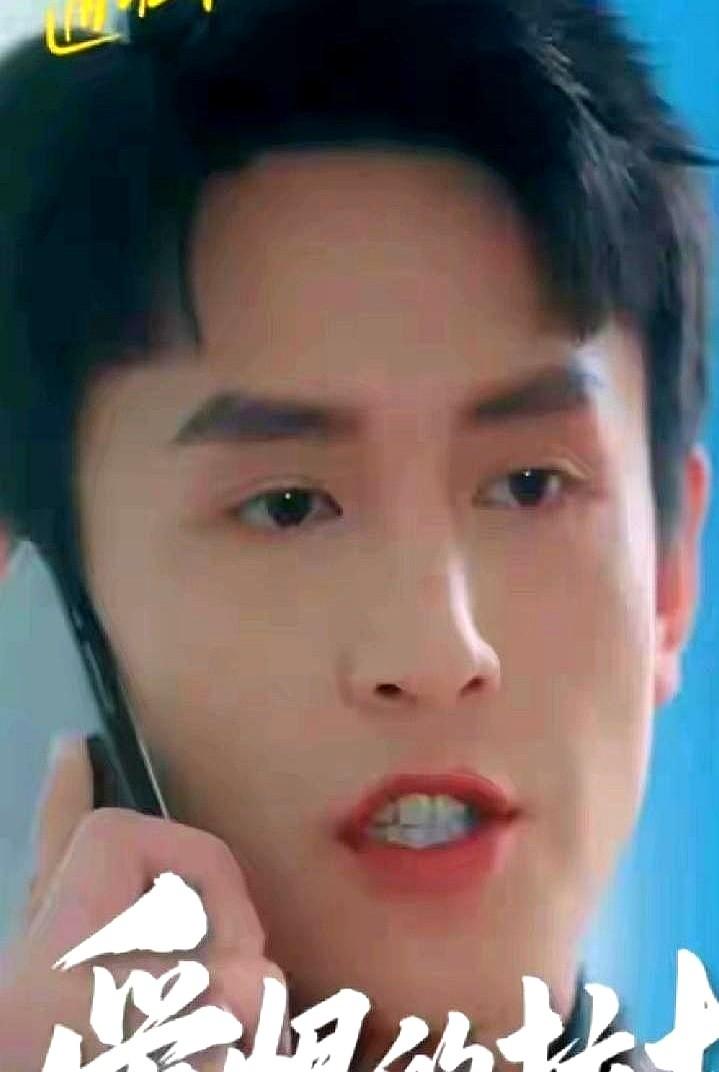 是金子到哪都发光！刘萧旭热度居高不下，三部作品跻身热播榜前五，新剧《正在通话