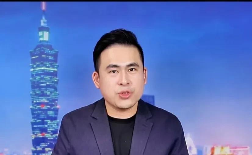 为什么只看见馆长一人，在那里振臂高呼，摇旗呐喊？馆长一路高歌猛进，很洒脱喊出，