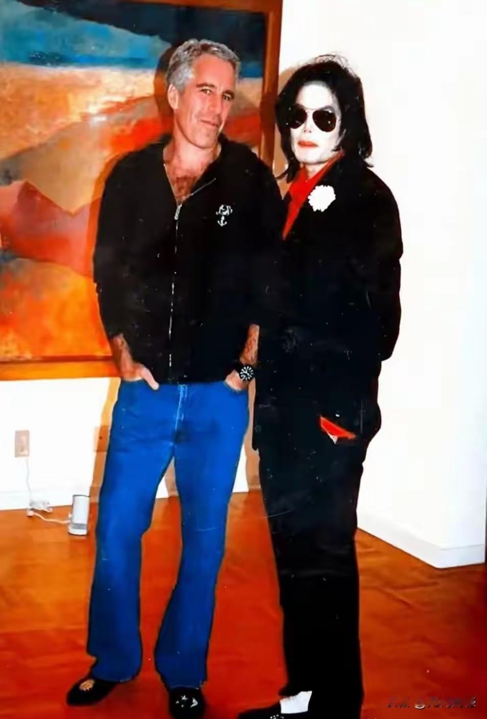 迈克尔杰克逊怎么还会和这个人有来往呢？可是有照片为证，真是让人感到非常的惊讶，多