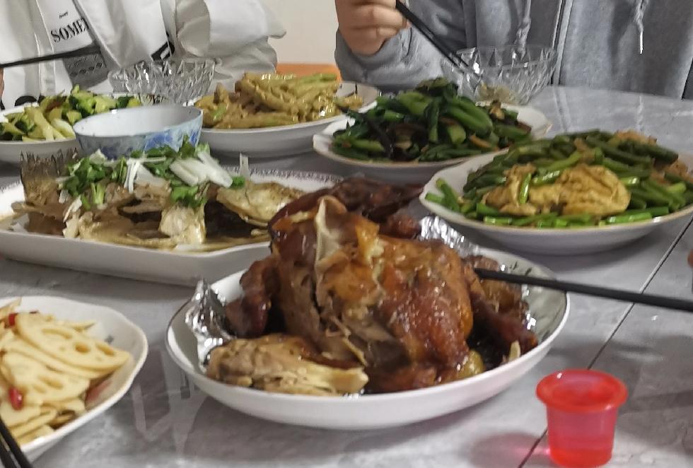 你别不信啊！儿媳妇跟婆婆之间的仇恨，大多是这样来的。一，儿子搞对象的时候，婆婆