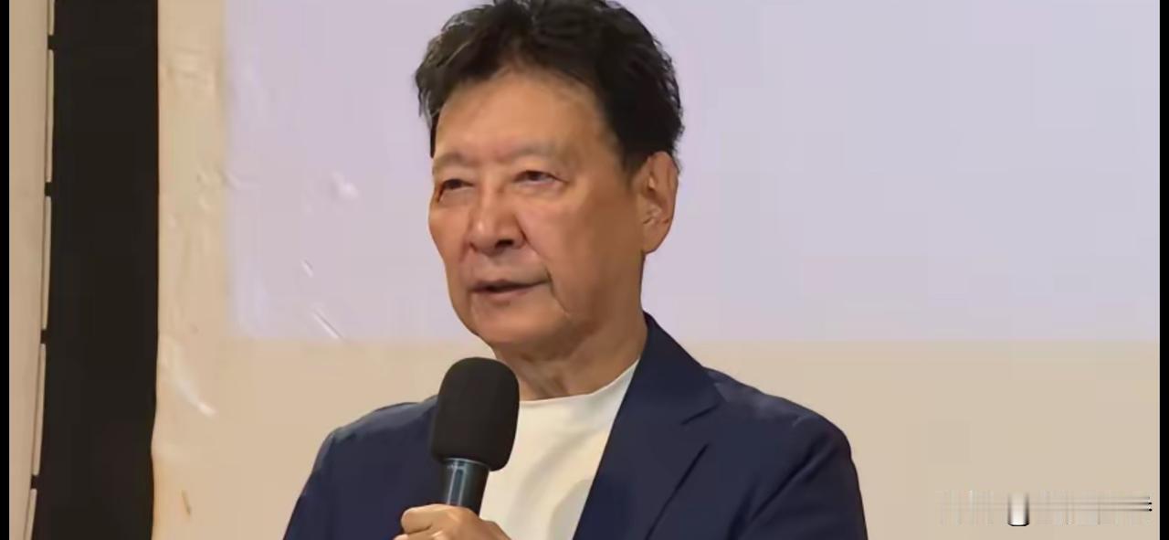 赵少康像跳梁小丑一样又跳出来胡说八道了，赵少康召开记者会，呼吁大陆不要“介入”国
