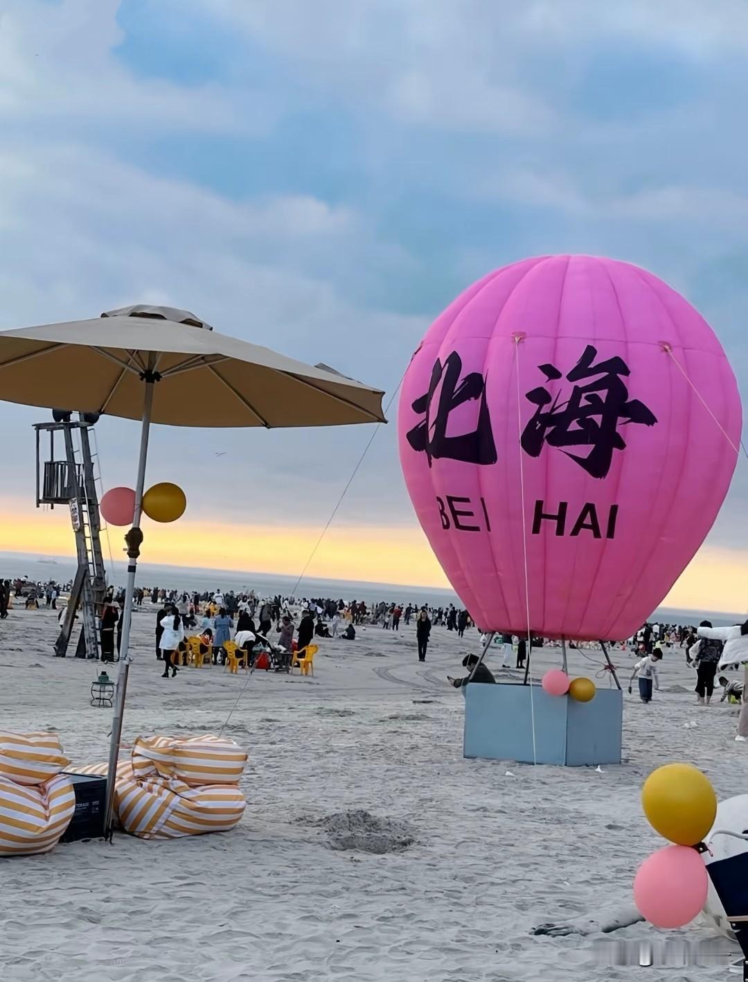 南宁整治流动摊点备受支持，北海因影响市容“清理”房车备受争议最近北海对一些