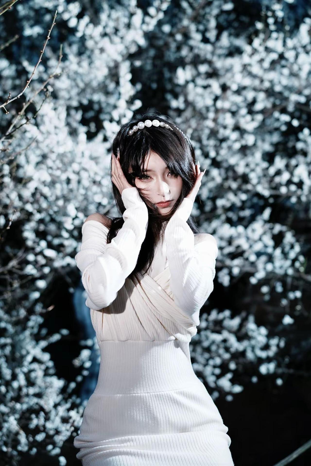 被你牵着的手是不可能的画面连衣裙拍照