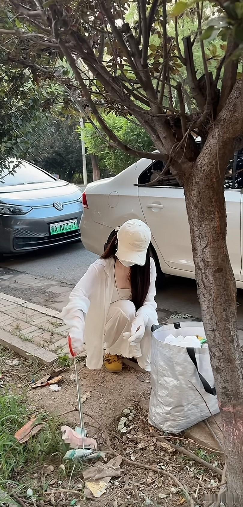 人美心善，不知道何其有幸的人才能遇到你[？？？]