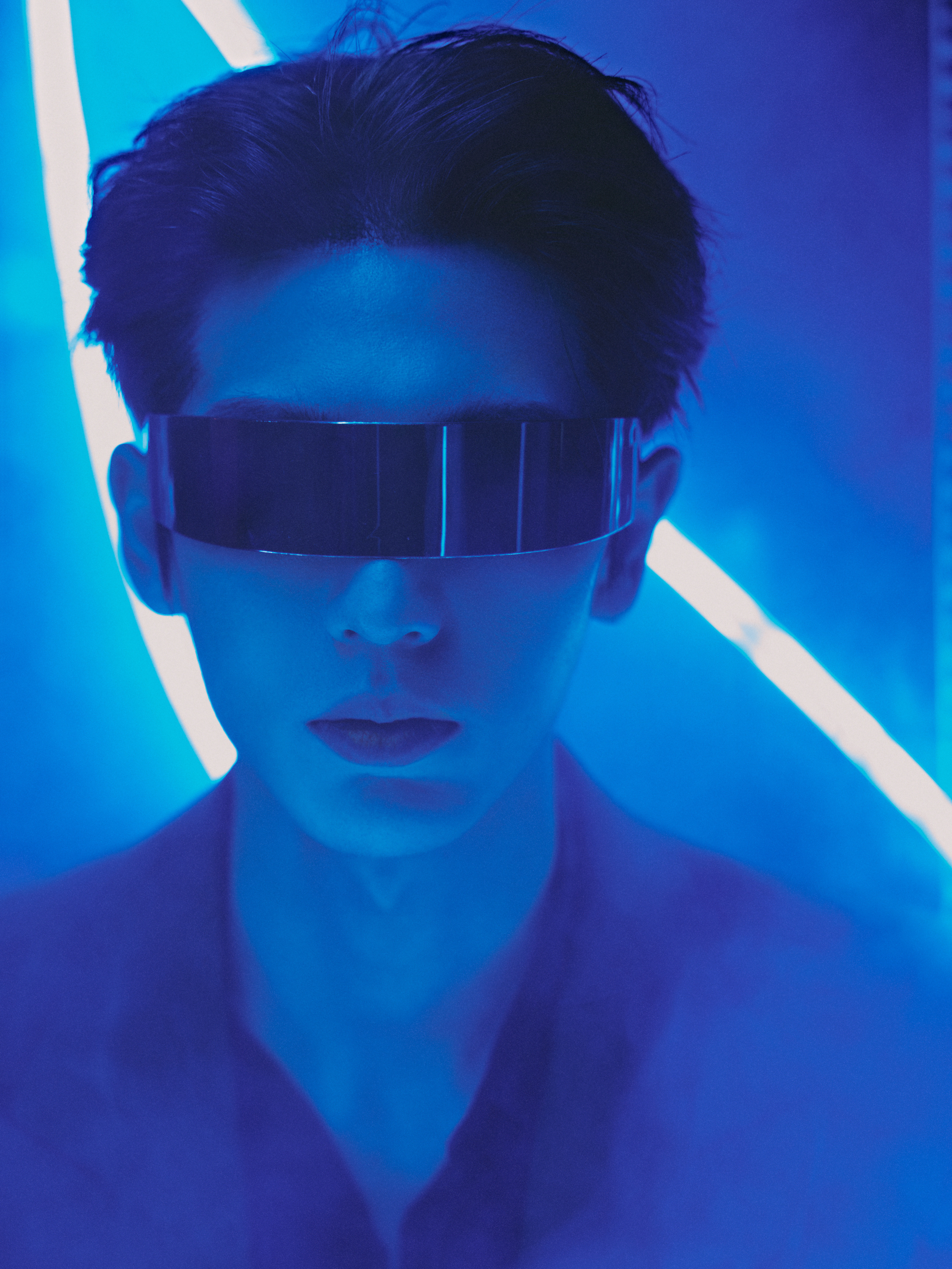 张凌赫×腾讯视频星光大赏今日星光大赏出图，身穿TomFord2026