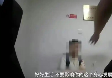太离谱了，2025年北京，男子被父母赶出家门，无家可归后，舅舅看到心疼，将他接回