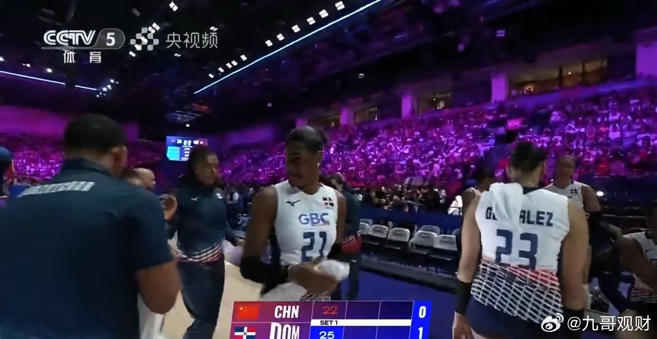 赵勇又一次神操作，葬送了中国女排的胜利。刁琳宇替补登场，把女排追到只差一分。赵勇
