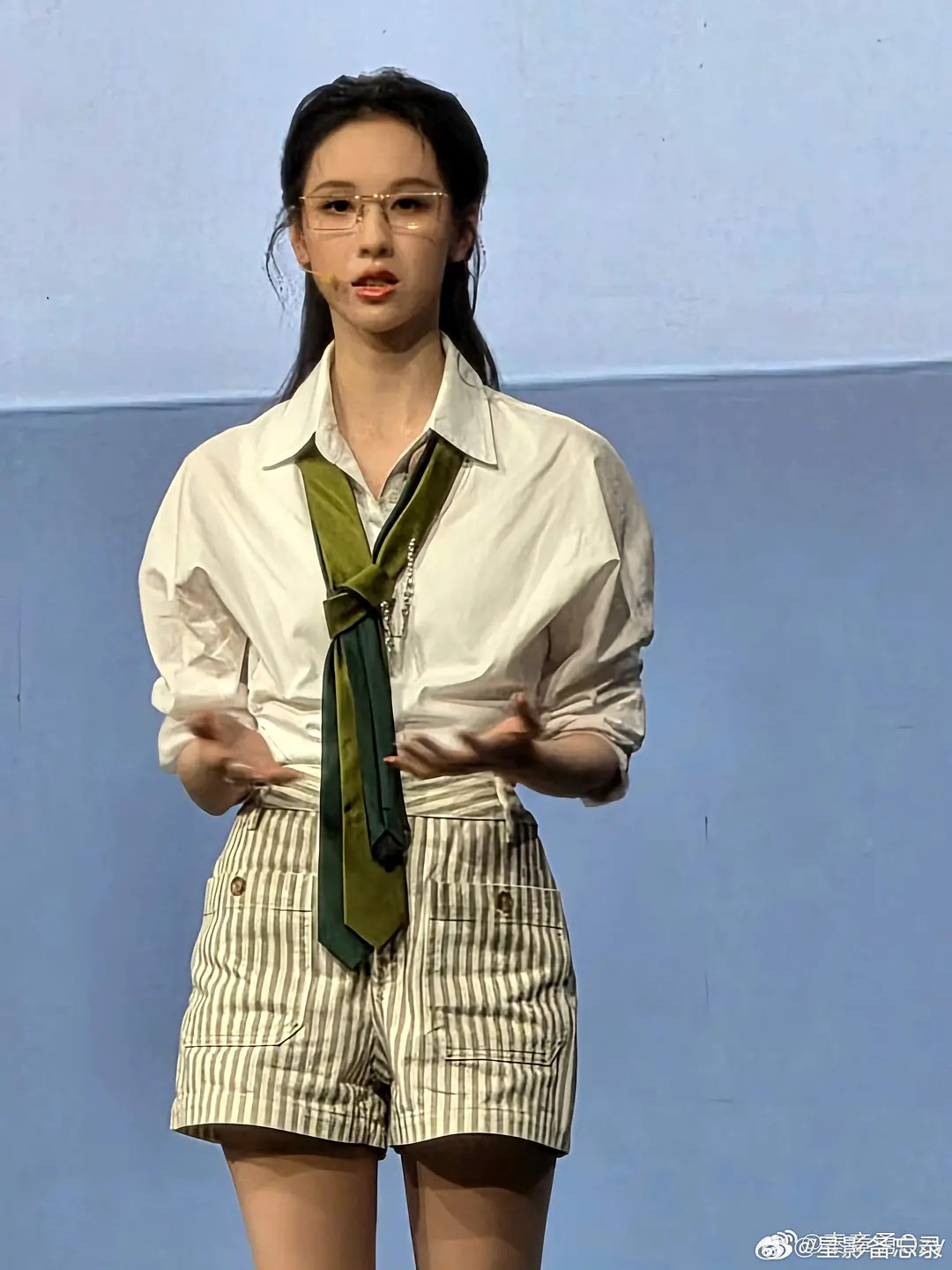 陈都灵高智感美女，你觉得怎么样？