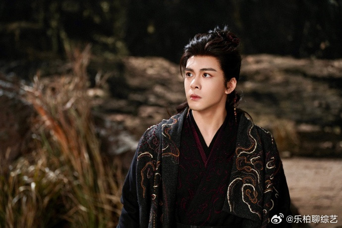 曾舜晞第三部破万剧曾舜晞第三部破万男主剧破万剧越多，底气越足