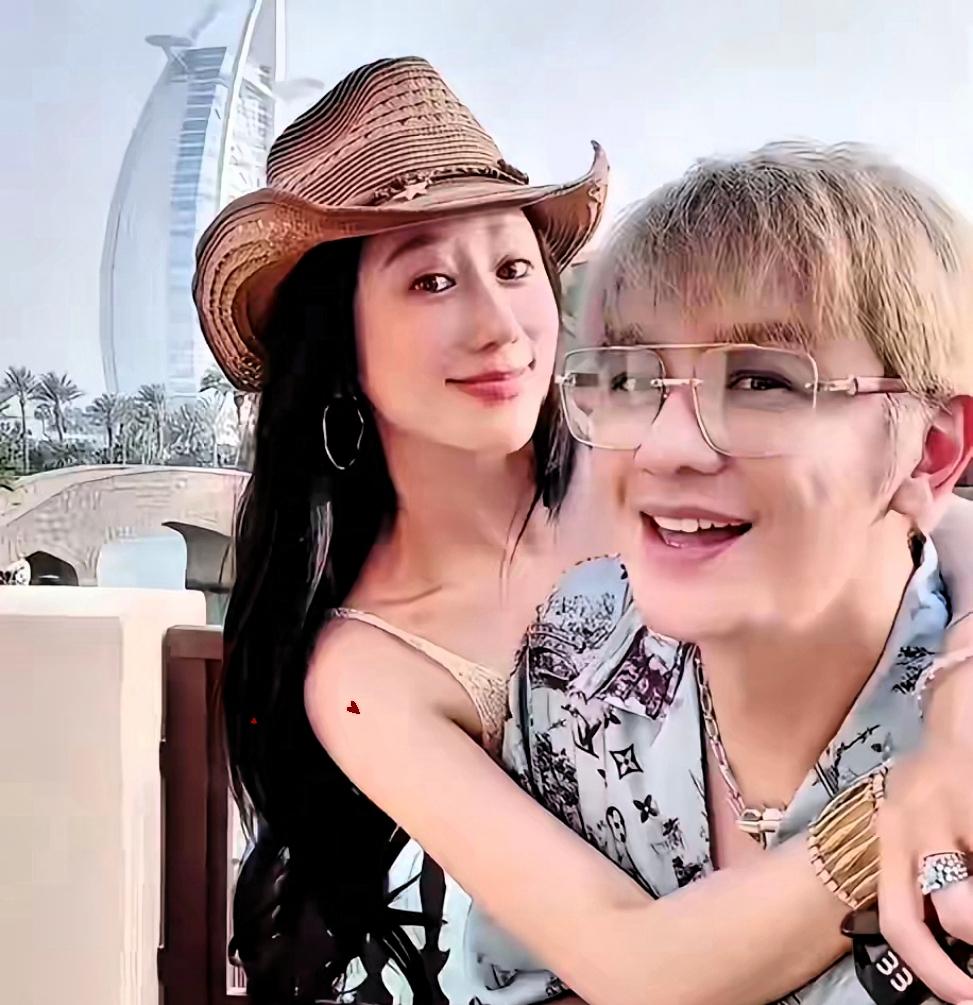 不出事不知道伊朗一乱才看清原来国内这么多有钱人都喜欢去国外玩，昨天刷到演员李