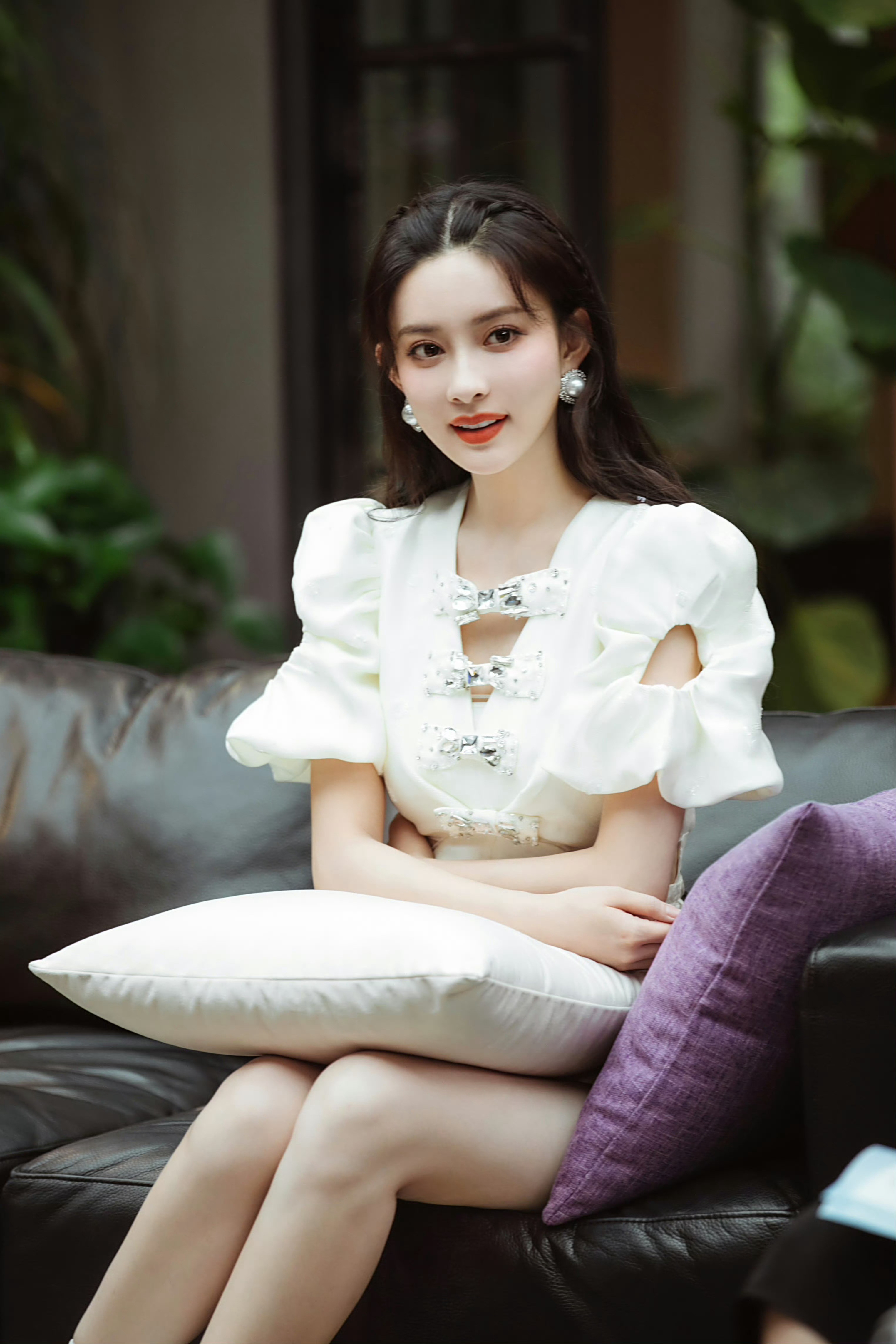 孟子义白到发光，真的很精致​​​