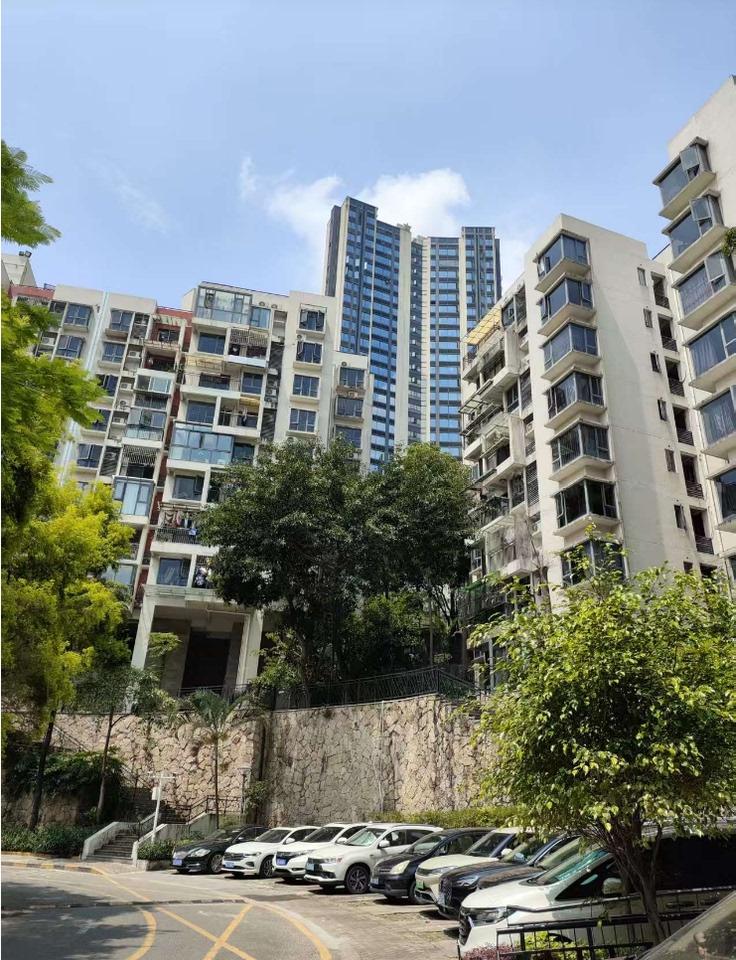 偏爱安静山居，这套两房可以看看深圳盐田中海半山溪谷花园，建面71.8