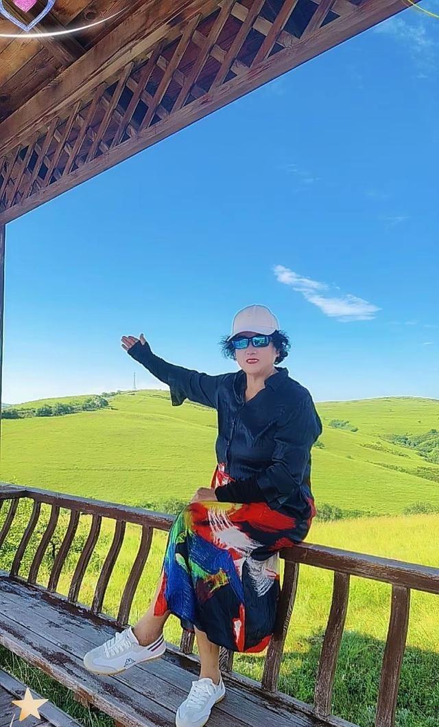 户外旅行这样拍照才够酷真正耐看的户外旅行照片，往往不是人在景点前站好、看镜头
