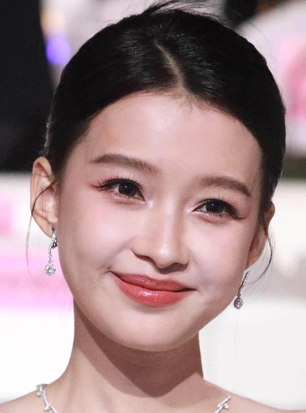 孙怡的婚姻，给所有女人提了一个醒，并不是嫁入豪门就可以高枕无忧，如果不能自己