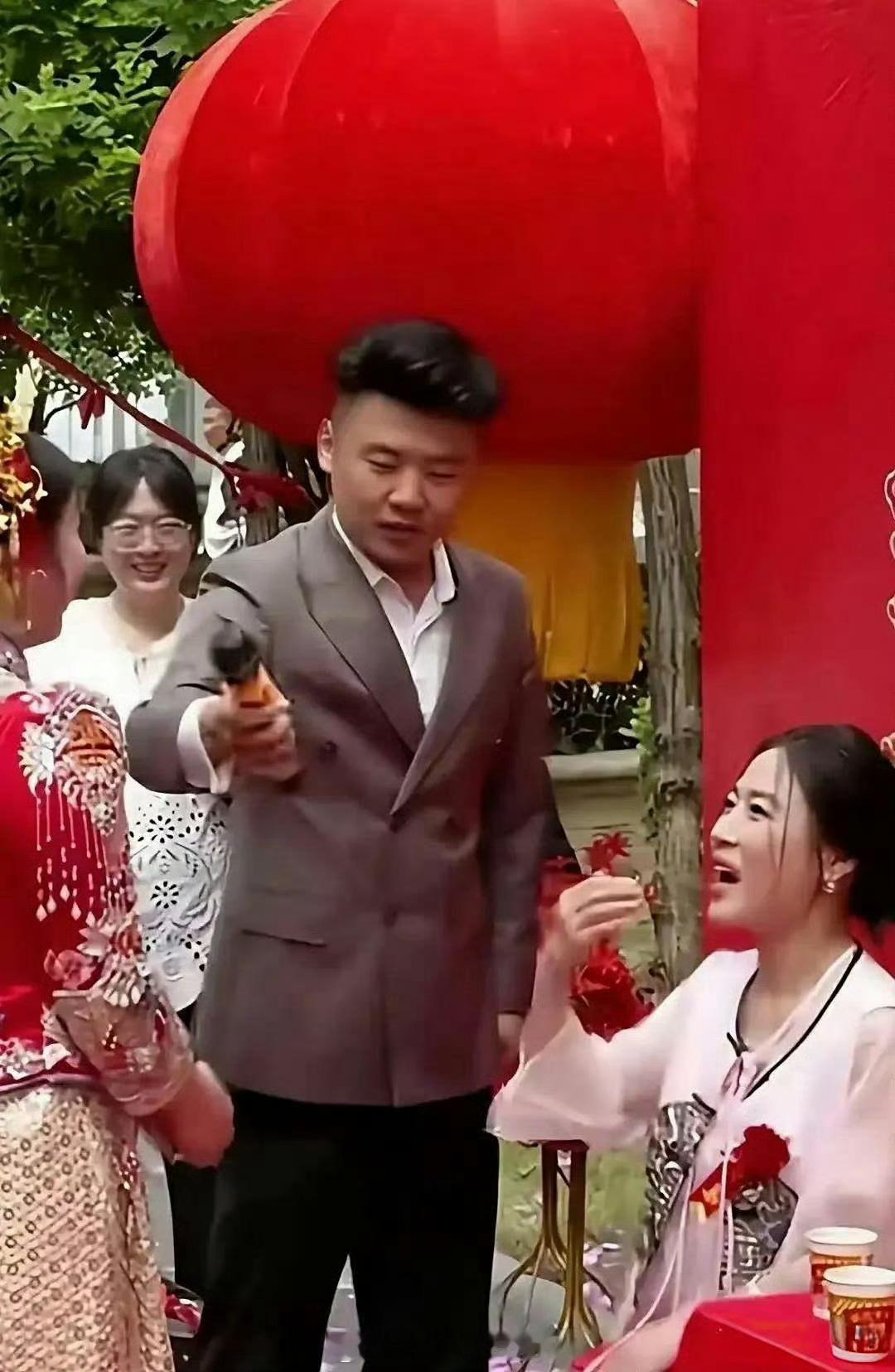看到丈母娘瞬间新娘不香了