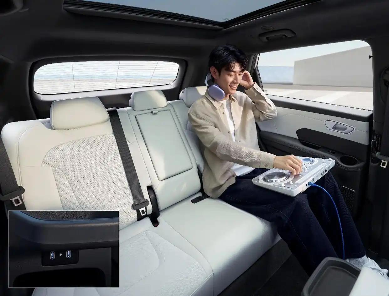 安全不玩概念，关键时候能扛事选纯电车，大家最担心两样：撞了怎么办？电池安全吗